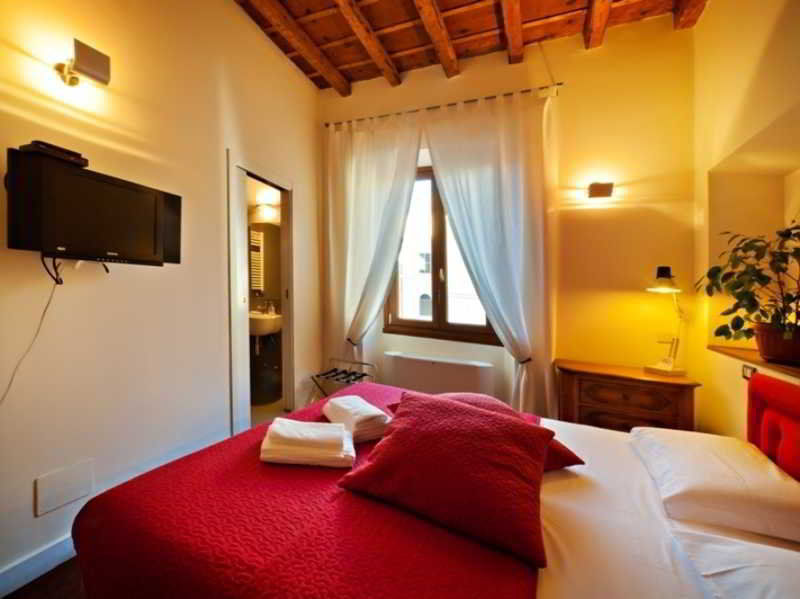 Suburbe Bed & Breakfast 2*